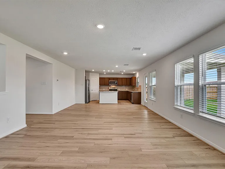 18214 Sessile Oak Dr — Photo 14
