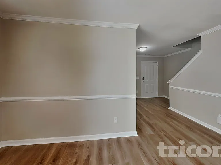 6867 Horseback Ln — Photo 3