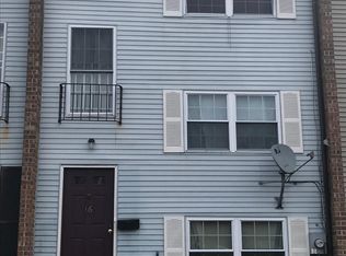 16 Farnsworth Rd, Newark, DE 19713