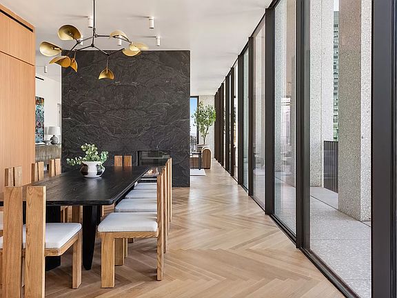 4th image of 16 W 40th St Penthouse N