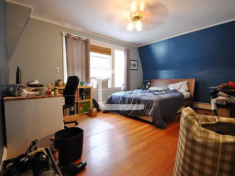 11 Burton St #9 — Photo 9