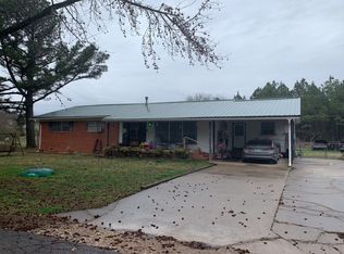 652 Green Country Dr, Tahlequah, OK 74464