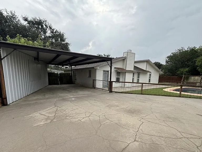 2505 Morning Star Ln — Photo 6