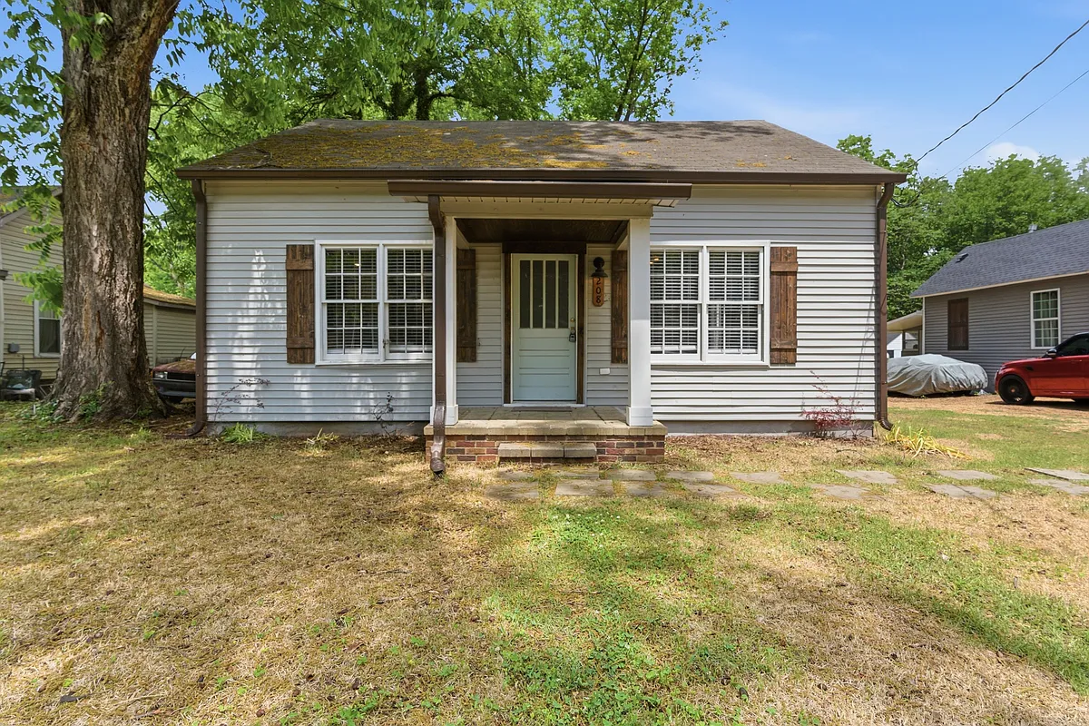 Building Photo - 208 Beirne Ave NW