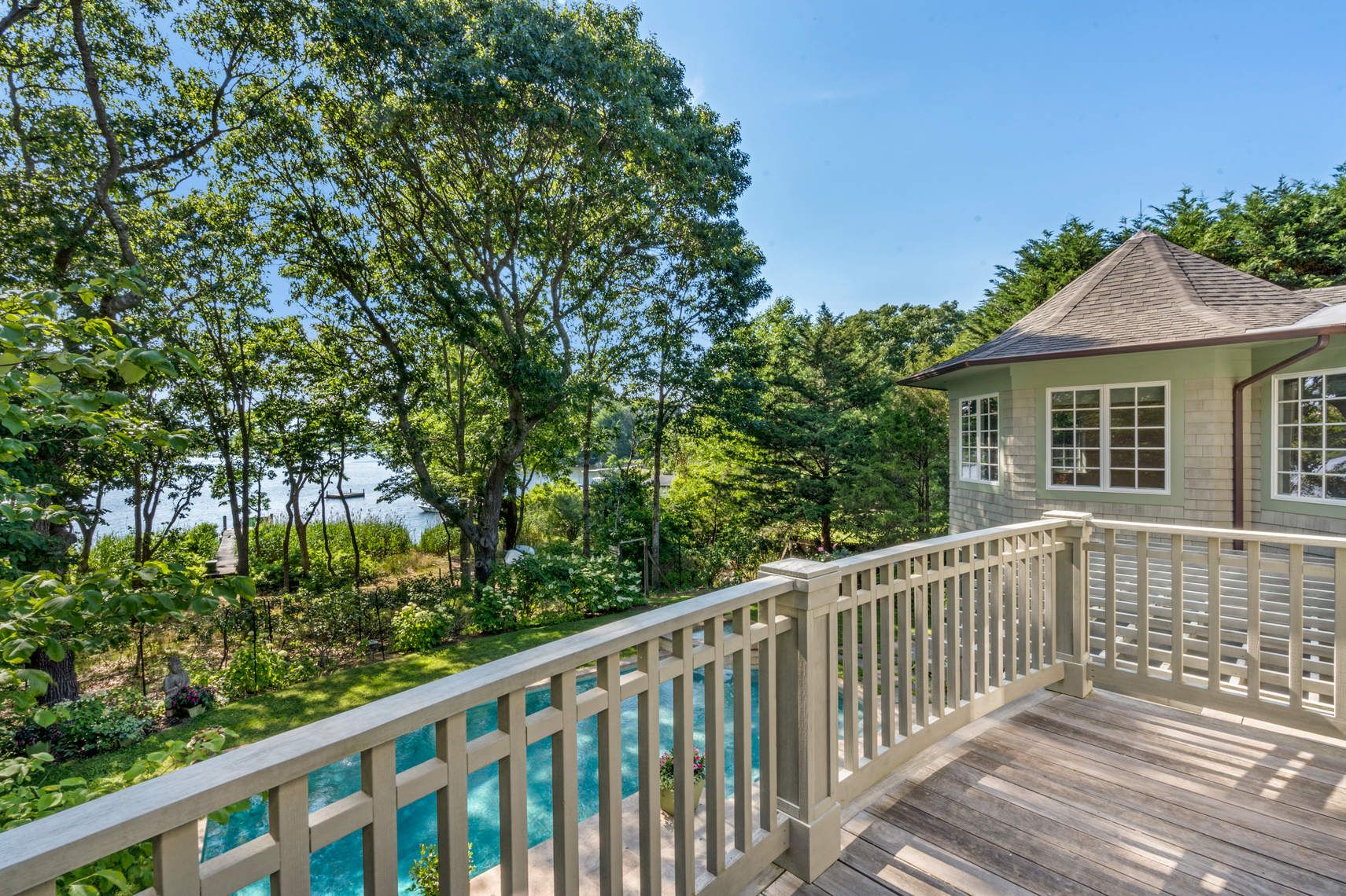 21 Bluff Point Rd in Sag Harbor Out East