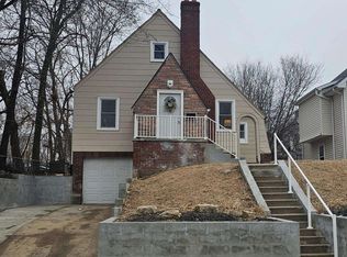 3845 Seward St, Omaha, NE 68111