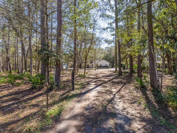 1489 Bluejay Dr, Middleburg, FL 32068