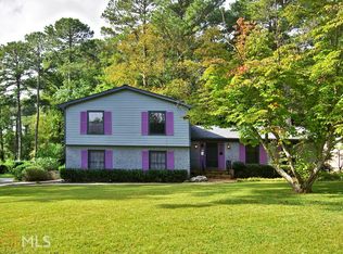 1383 Drayton Woods Dr, Tucker, GA 30084