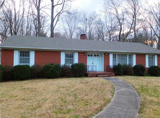 1052 Pine Knolls Rd, Kernersville, NC 27284