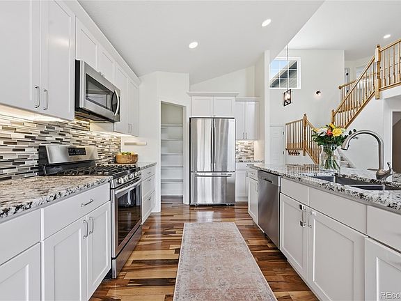 3rd image of 23919 Broadmoor Place