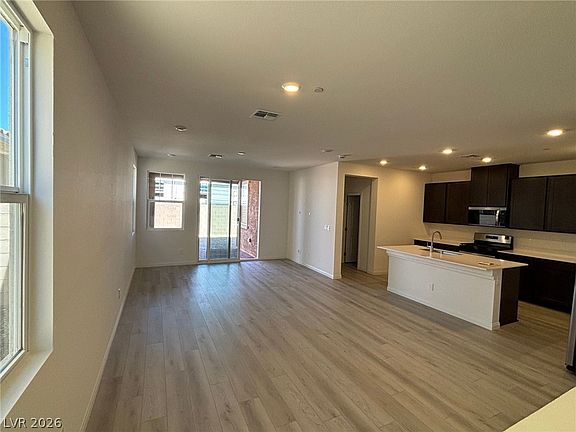 5th image of 3586 Mascali Ave