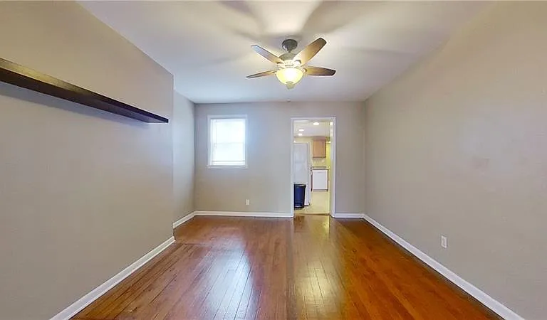 3942 Liberty Ave #2 — Photo 11