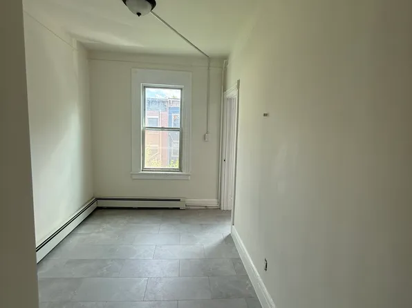 204 3rd St, Jersey City, NJ 07302