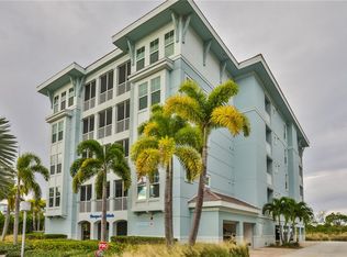 396 Aruba Cir #401, Bradenton, FL 34209