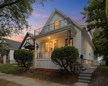 3206 North 11th STREET, Milwaukee, WI, 53206