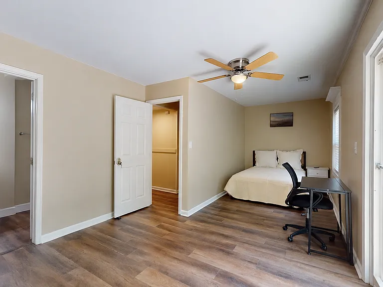 2897 Leisure Woods Ln — Photo 1
