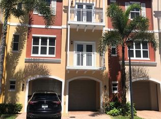 2335 Vintage Dr, Pompano Beach, FL 33064
