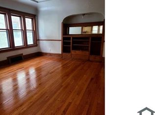 2629 N 49th St, Milwaukee, WI 53210