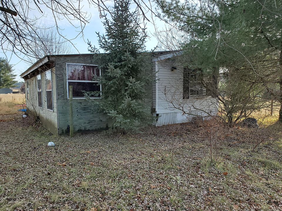 1st image of 3276 S Chase Ave