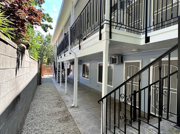 129 W Poplar St APT 1
