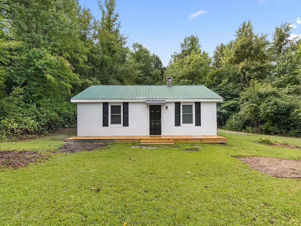 2641 Burgaw Hwy
