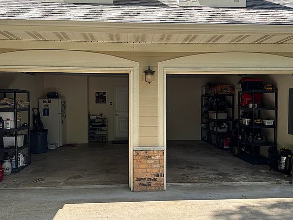 2-Car Garage