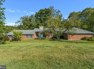 22 Covered Bridge Ln, Newark, DE 19711
