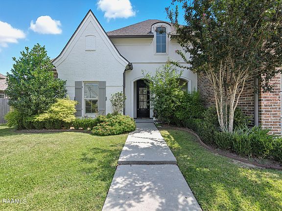 2nd image of 307 Sylvester Dr