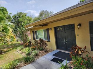 17607 Simmons Rd, Lutz, FL 33548