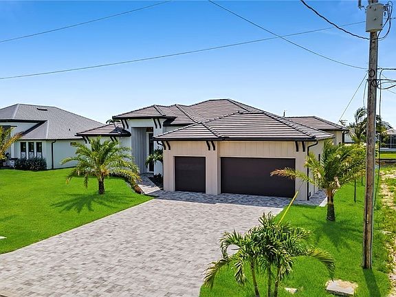 3rd image of 1216 NW 32nd Pl