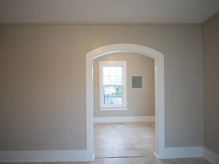 510 6th St #B — Photo 4
