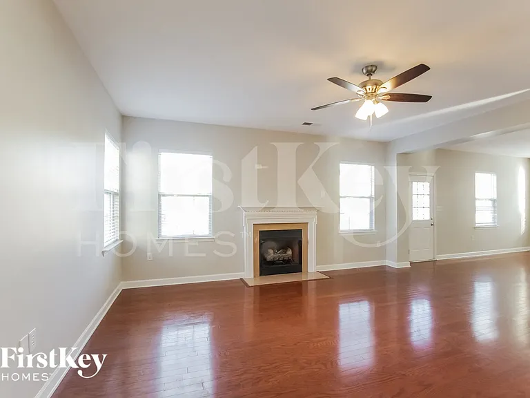 4019 Linville Falls Ln — Photo 3