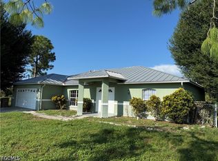 372 Carrillon Ave S, Lehigh Acres, FL 33974