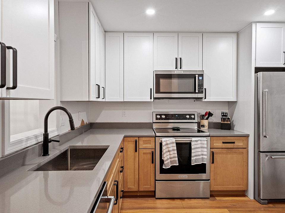 23 Hummingbird Road #7, Lincoln, NH 03251 | MLS #5048247 | Zillow