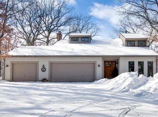 15730 County Road 5, Burnsville, MN 55306