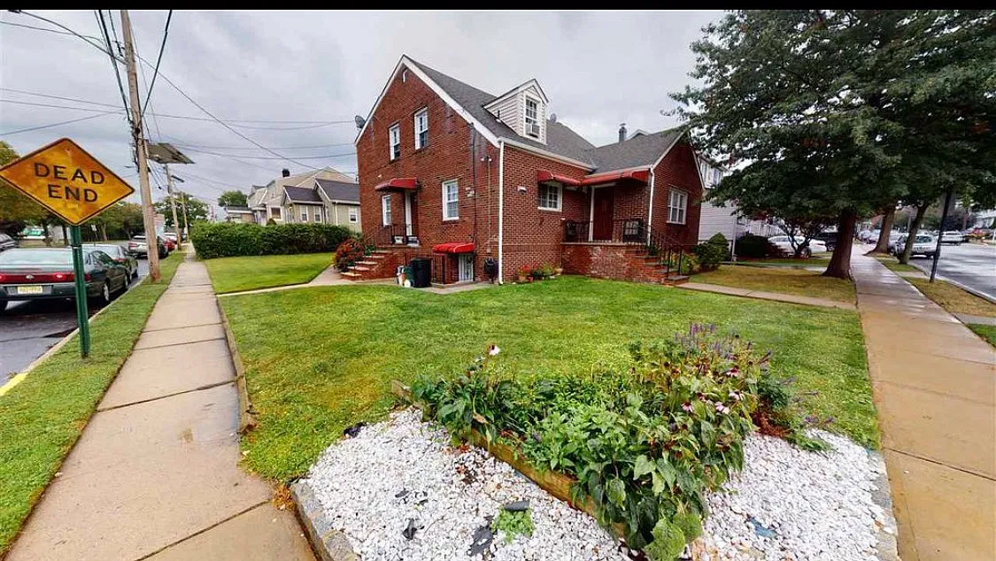 3 bed, 2000 sqft, $3,600 — Photo 1
