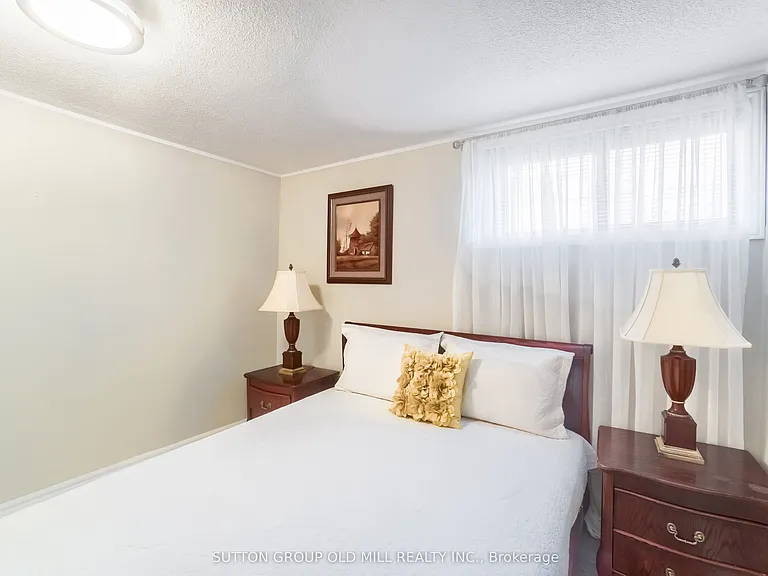 3606 Twinmaple Dr — Photo 19