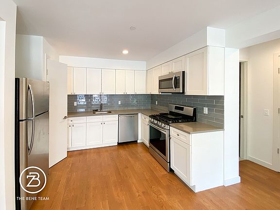5th image of 14-25 27th Ave #3B
