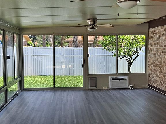 5th image of 8 Kingfish Ave