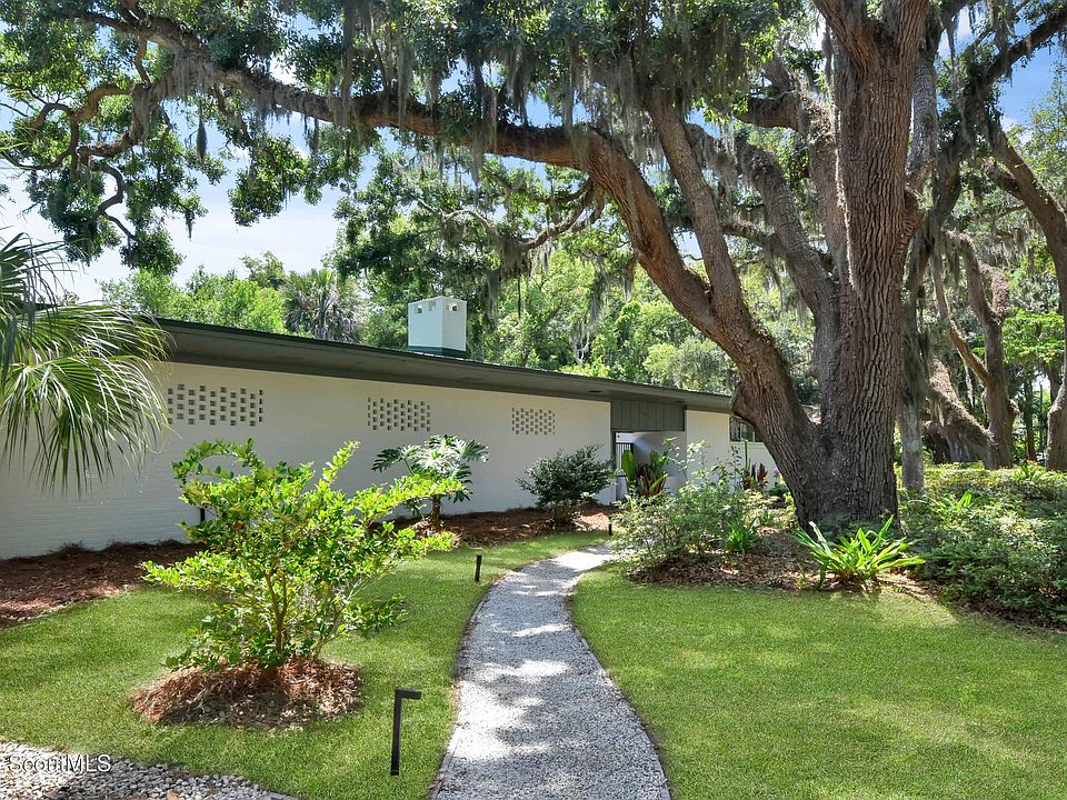 1st image of 101 Druid Oaks Ln