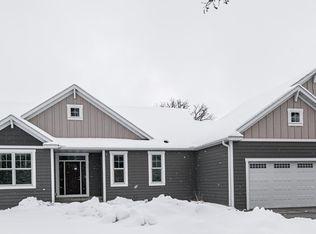 5945 90th St NW, Pine Island, MN 55963