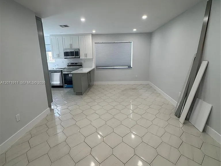 3160 NW 3rd St — Photo 7