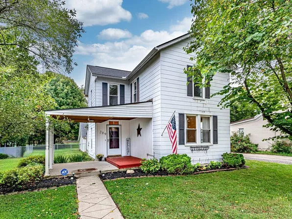 209 Main St, College Corner, OH 45003