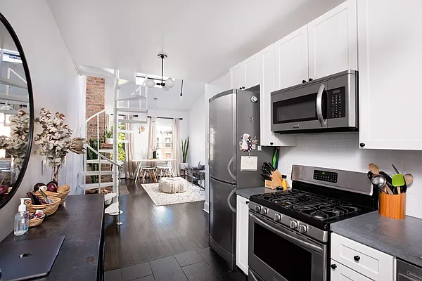 Sold by Keller Williams NYC | media 16