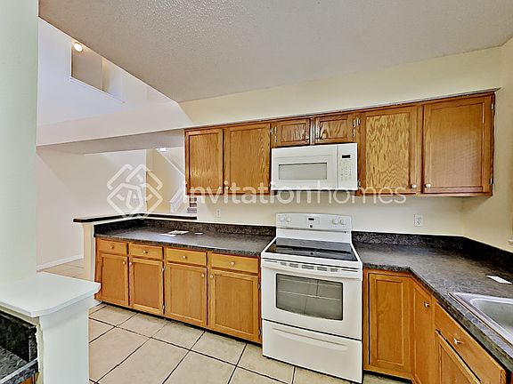 5th image of 463 Cidermill Pl
