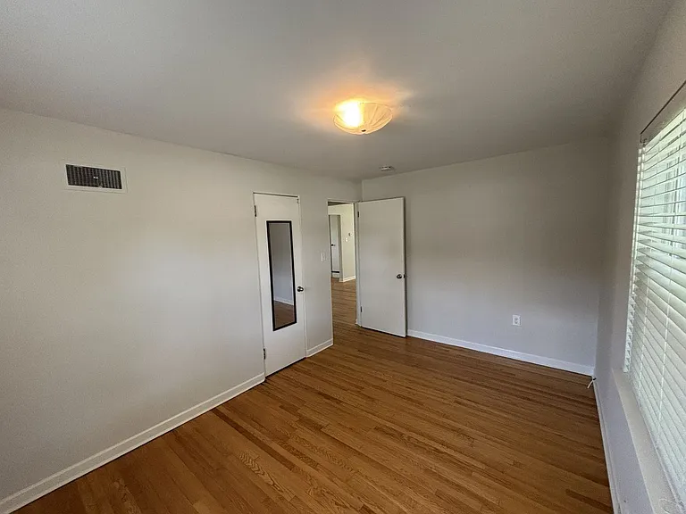 22 Macungie Ave — Photo 9