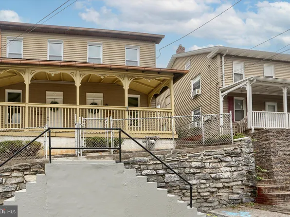 127 Lincoln St, Steelton, PA 17113