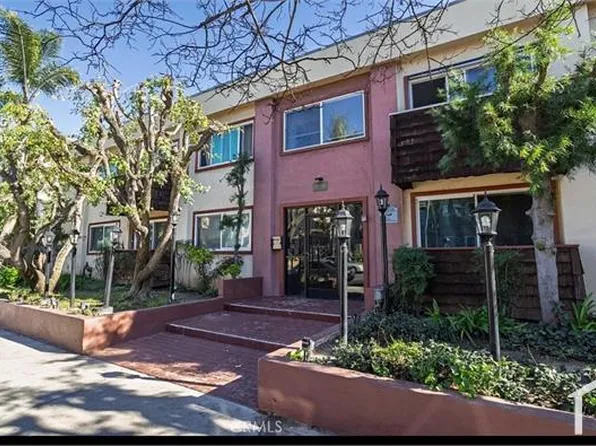 5400 Newcastle Ave APT 36, Encino, CA 91316