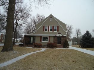 444 Hillcrest Dr, Seward, NE 68434