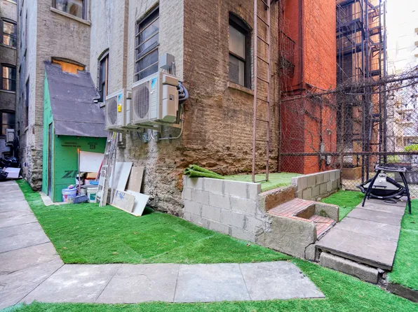 151 East 30th Street image 1 of 12